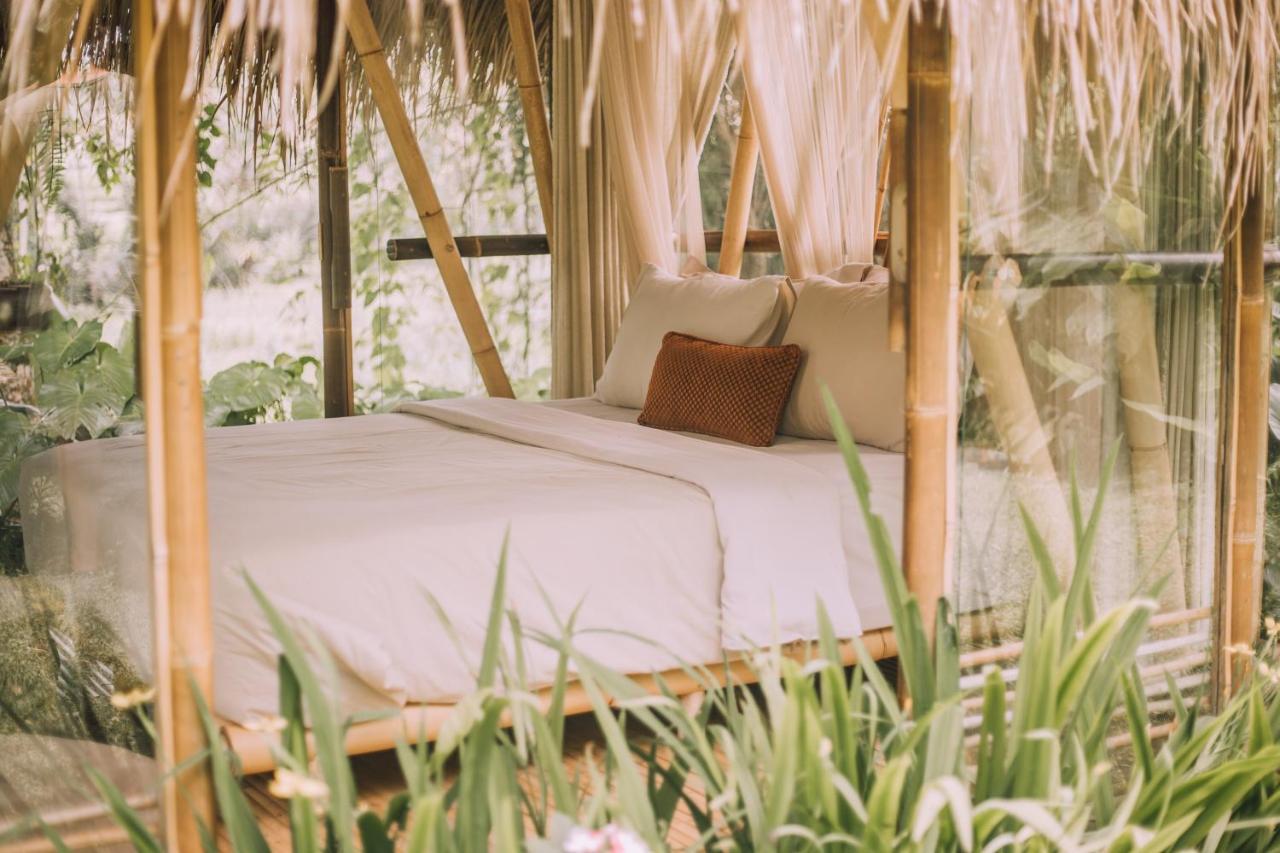 Вилла Hideout Eco Bamboo House Bali Selat Экстерьер фото