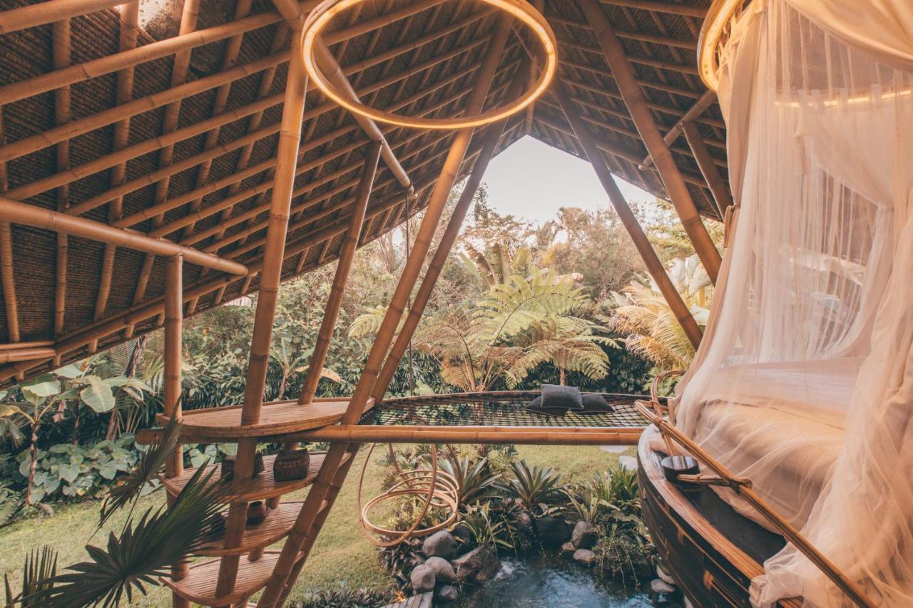 Вилла Hideout Eco Bamboo House Bali Selat Экстерьер фото
